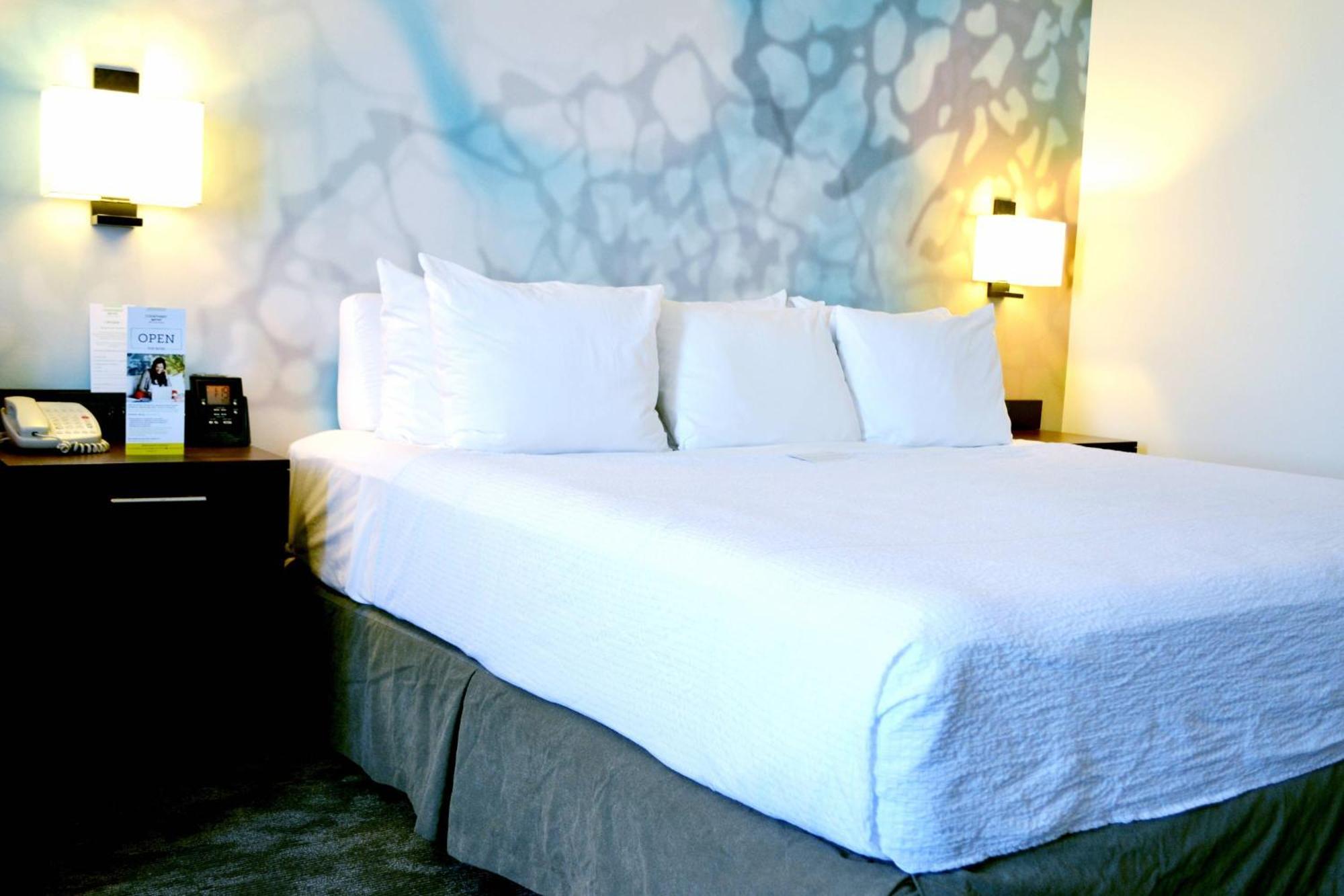 คอร์ตยาร์ด ซานลุยส์ โปโตซี Hotel ซานหลุยส์โปโตซิ ภายนอก รูปภาพ